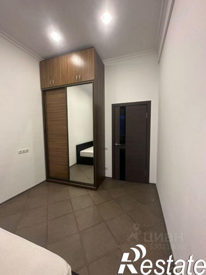 1-комн квартира улица Котанова, 40,  д. 40