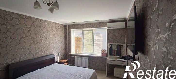3-комн квартира улица Алексеева, 50,  д. 50