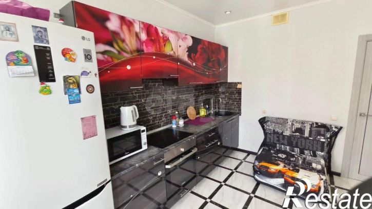 2-комн квартира Южная улица, 27,  д. 27