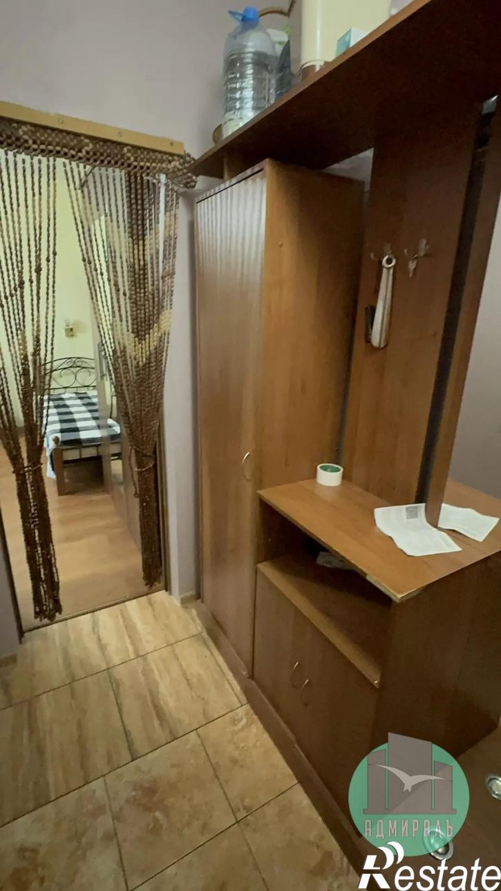 1-комн квартира Корницкого улица,57