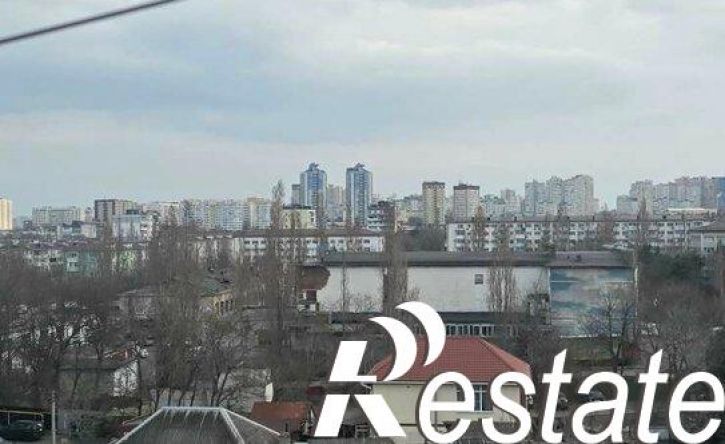 4-комн квартира улица Куникова, 19,  д. 19