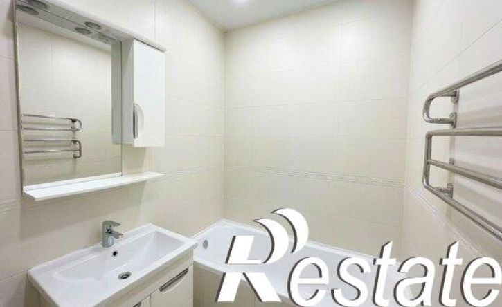 2-комн квартира улица Мурата Ахеджака, 16 к2,  д. 16 к2