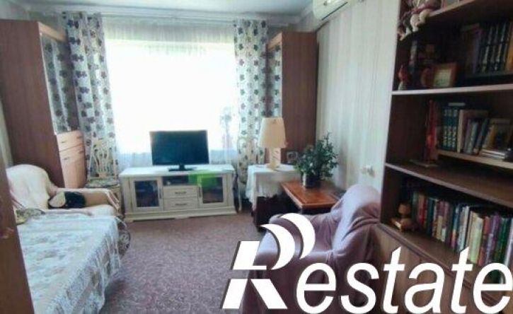 3-комн квартира улица Видова, 87,  д. 87