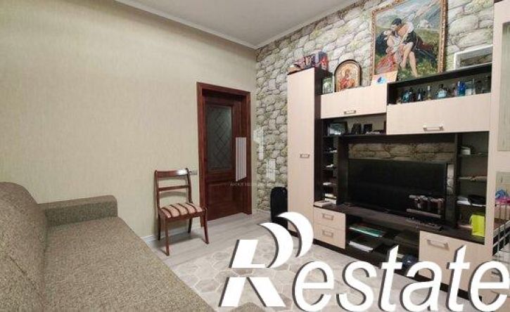 2-комн квартира улица Корницкого, 19,  д. 19