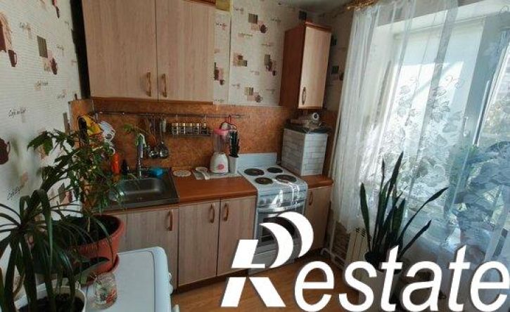 1-комн квартира улица Героев Десантников, 61,  д. 61