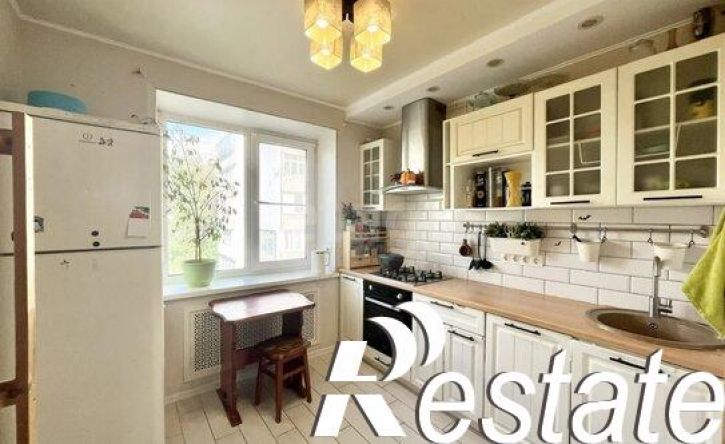 2-комн квартира улица Героев Десантников, 32,  д. 32