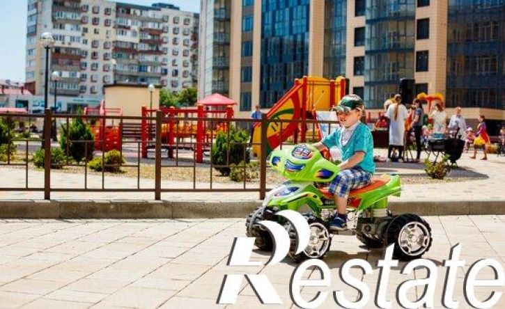 2-комн квартира улица Исаева, 1,  д. 1