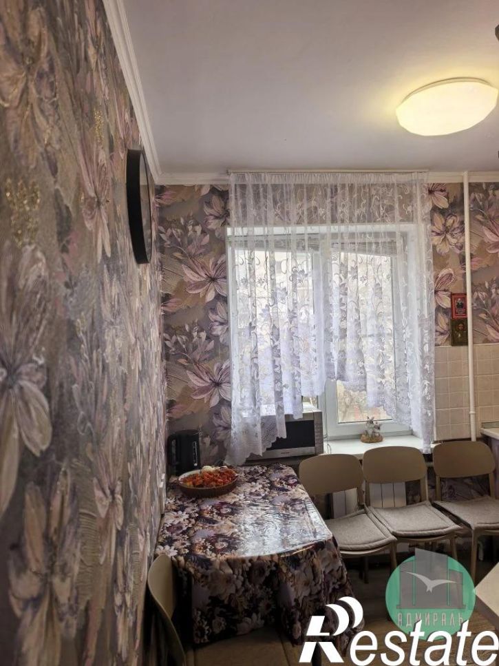 3-комн квартира Алексеева улица,50