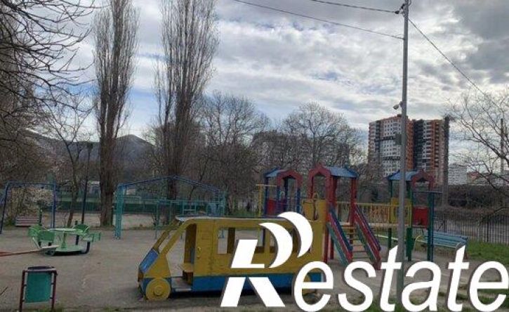 3-комн квартира улица Луначарского, 2,  д. 2
