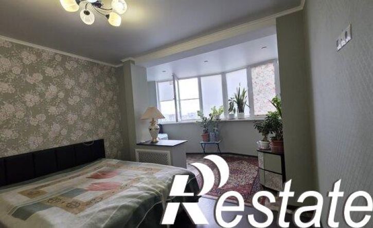 2-комн квартира улица Корницкого, 21,  д. 21