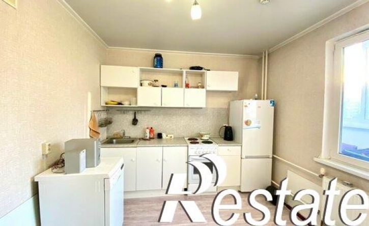 1-комн квартира улица Котанова, 1,  д. 1
