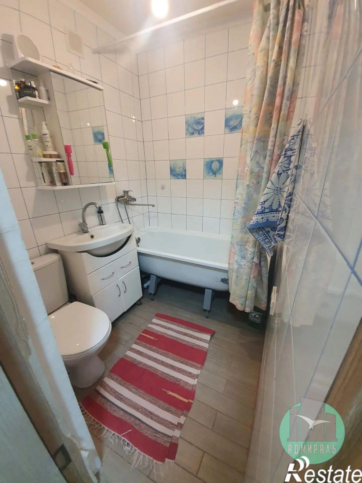 2-комн квартира Ленина проспект,7