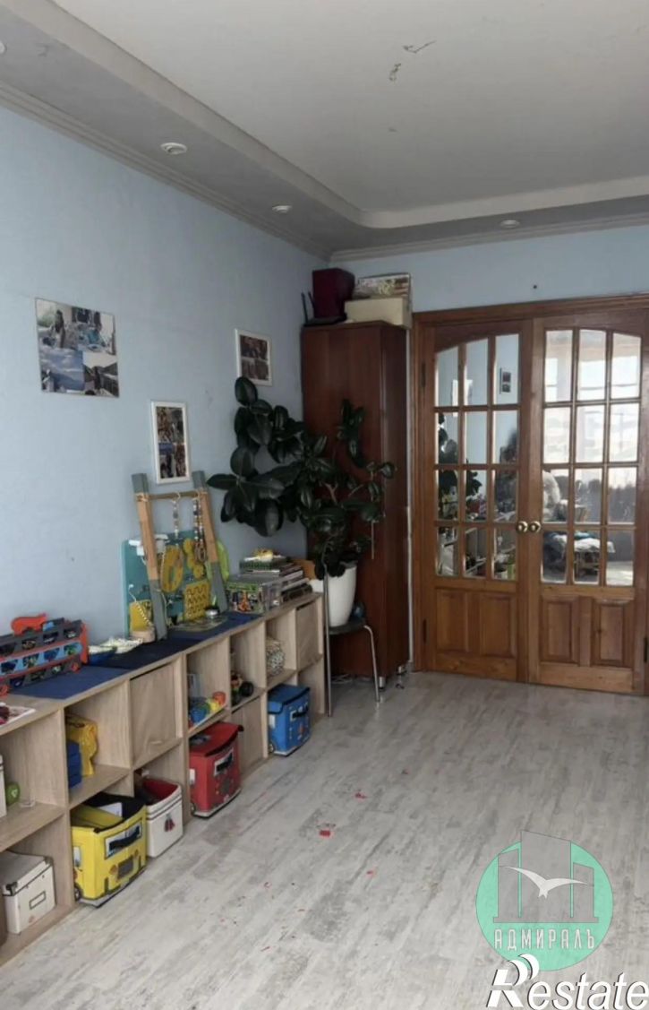 3-комн квартира Алексеева улица,25