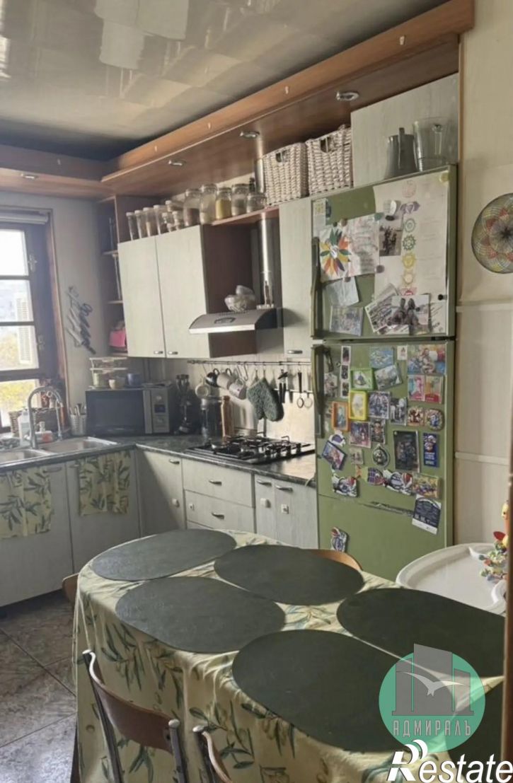 3-комн квартира Алексеева улица,25