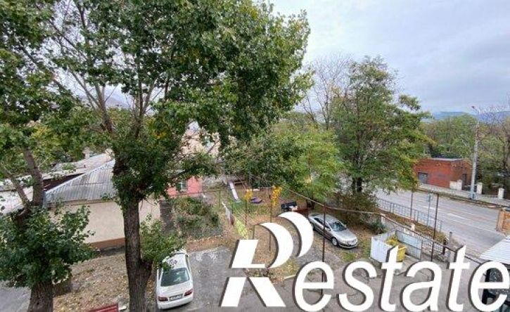 2-комн квартира улица Робеспьера, 2,  д. 2