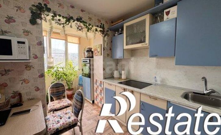 3-комн квартира улица Видова, 158А,  д. 158А
