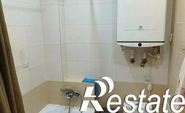 1-комн квартира улица Котанова, 40,  д. 40