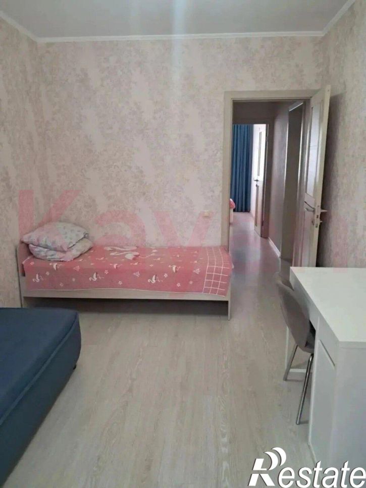 3-комн квартира Дзержинского ул.