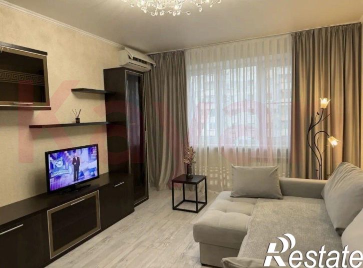3-комн квартира Куникова ул.