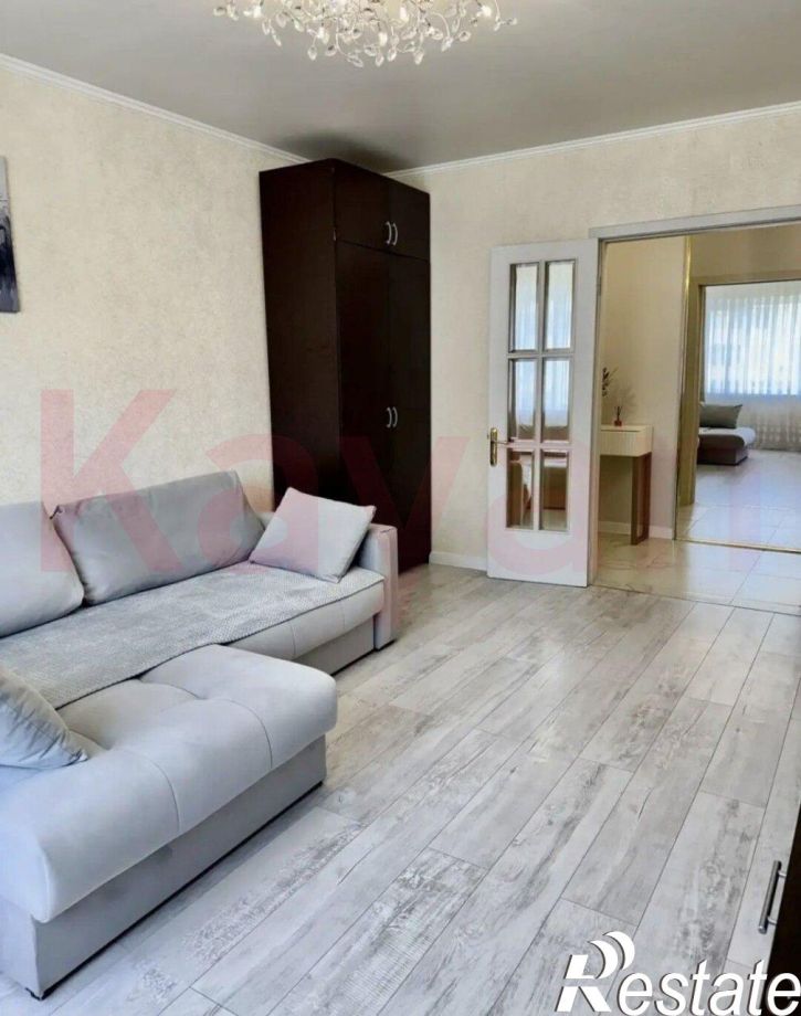 3-комн квартира Куникова ул.