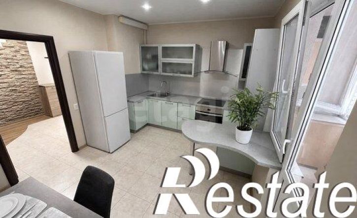 2-комн квартира улица Лейтенанта Шмидта, 39,  д. 39